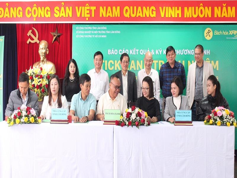 Nông sản gắn tick xanh